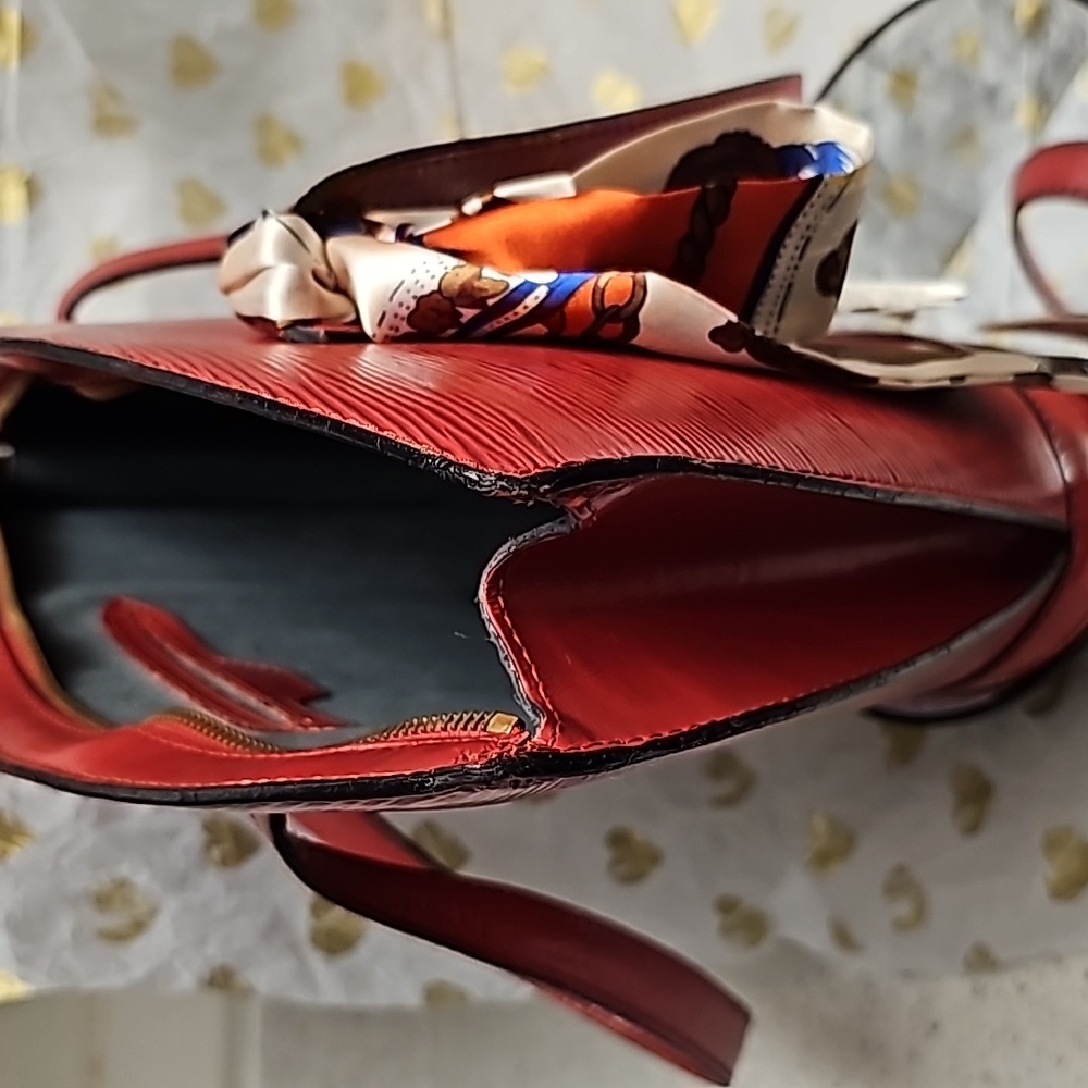 Authentic Louis Vuitton Red Epi Saint Jacques Handbag - Picture 9 of 15